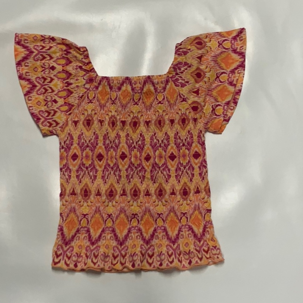 Cute smocked girls top, size 7/8